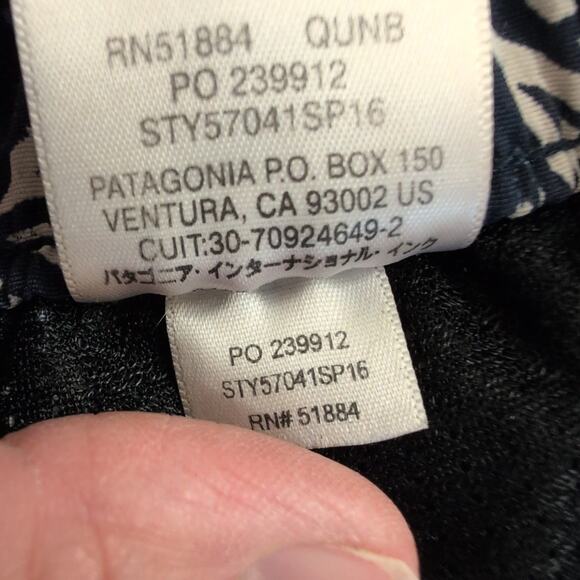 Patagonia Barely Baggies Womens XS Shorts Style 57041 Quill Navy Blue Funky 2.5" - Picture 4 of 9